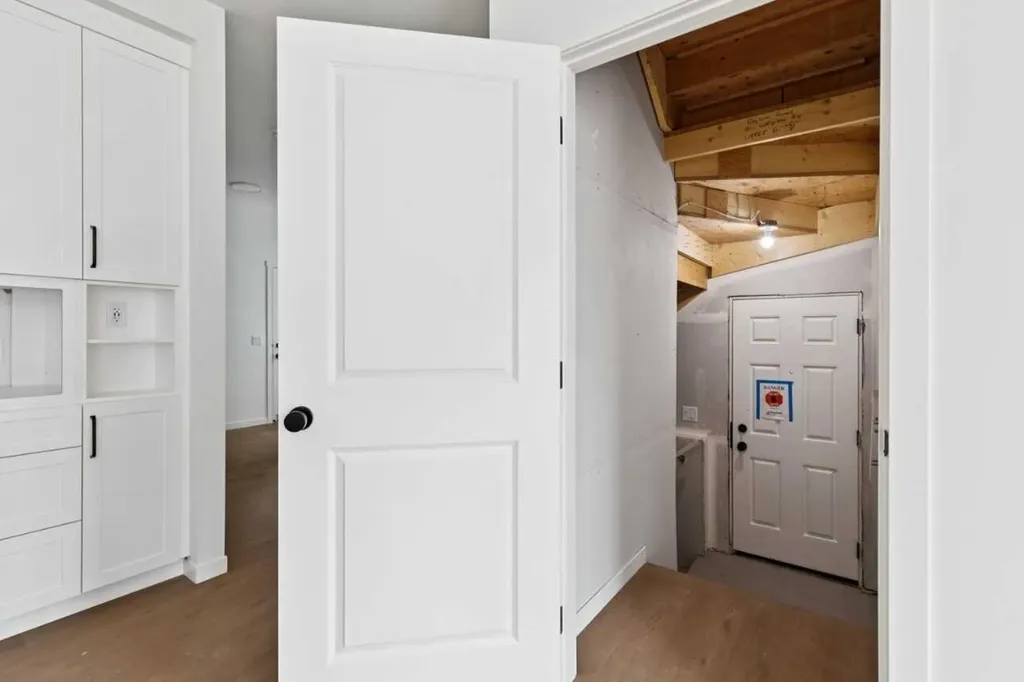 110 Walgrove Bay SE Calgary AB T2X5N9