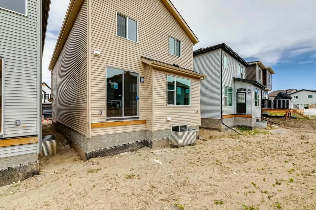 110 Walgrove Bay SE Calgary AB T2X5N9