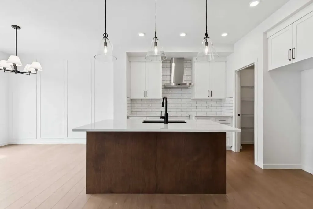 110 Walgrove Bay SE Calgary AB T2X5N9