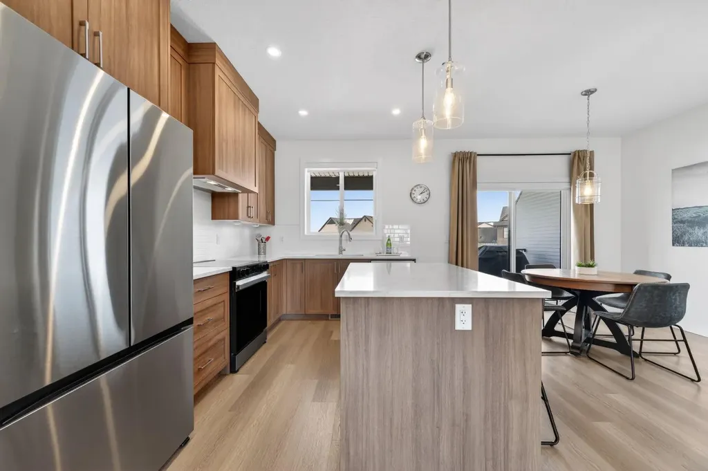 201 Cooperswood Green SW Airdrie AB T4B5R2