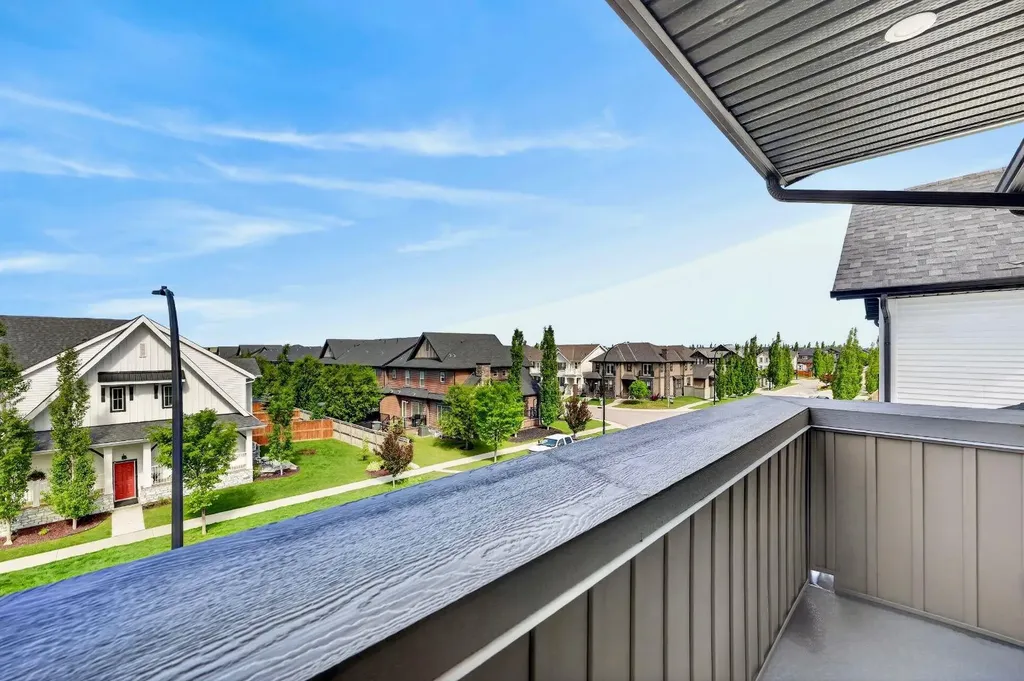 201 Cooperswood Green SW Airdrie AB T4B5R2