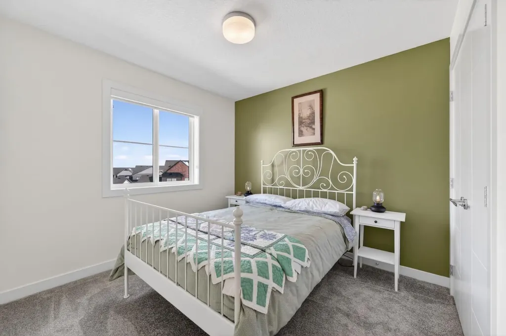 201 Cooperswood Green SW Airdrie AB T4B5R2