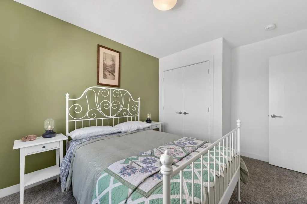 201 Cooperswood Green SW Airdrie AB T4B5R2