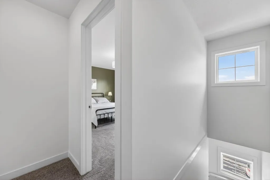 201 Cooperswood Green SW Airdrie AB T4B5R2
