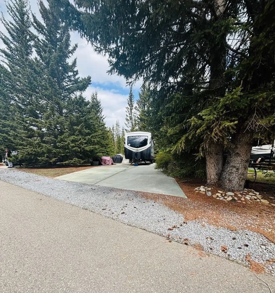 32351 Range Road 55 Rural Mountain View County AB T0M 1X0