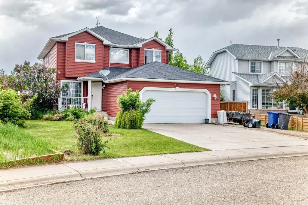 616 Mcculloch Crescent Irricana AB T0M 0C8