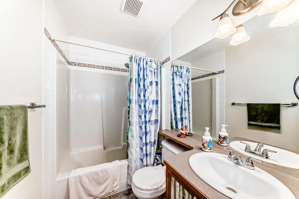 616 Mcculloch Crescent Irricana AB T0M 0C8