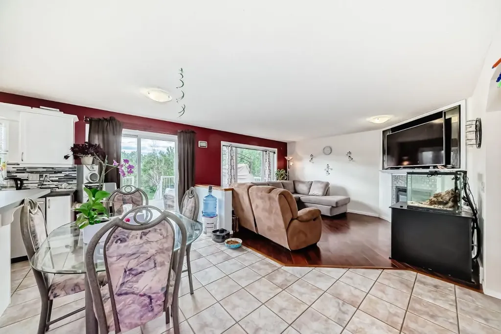 616 Mcculloch Crescent Irricana AB T0M 0C8