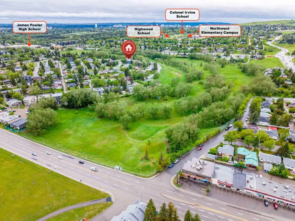 256 43 Avenue NW Calgary AB T2K 0H6