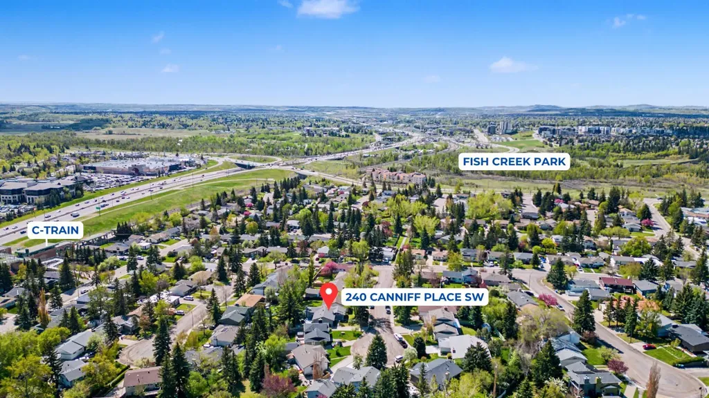240 Canniff Place SW Calgary AB T2W 2L8