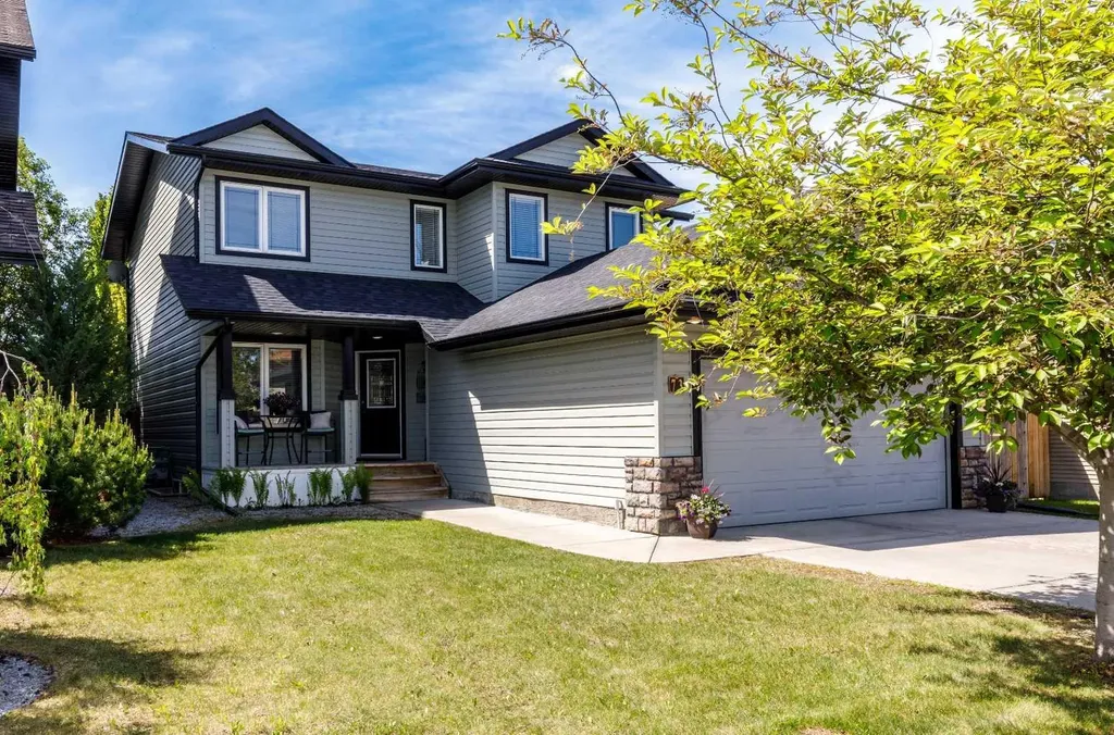 73 Lanterman Close Red Deer AB T4R 3N3