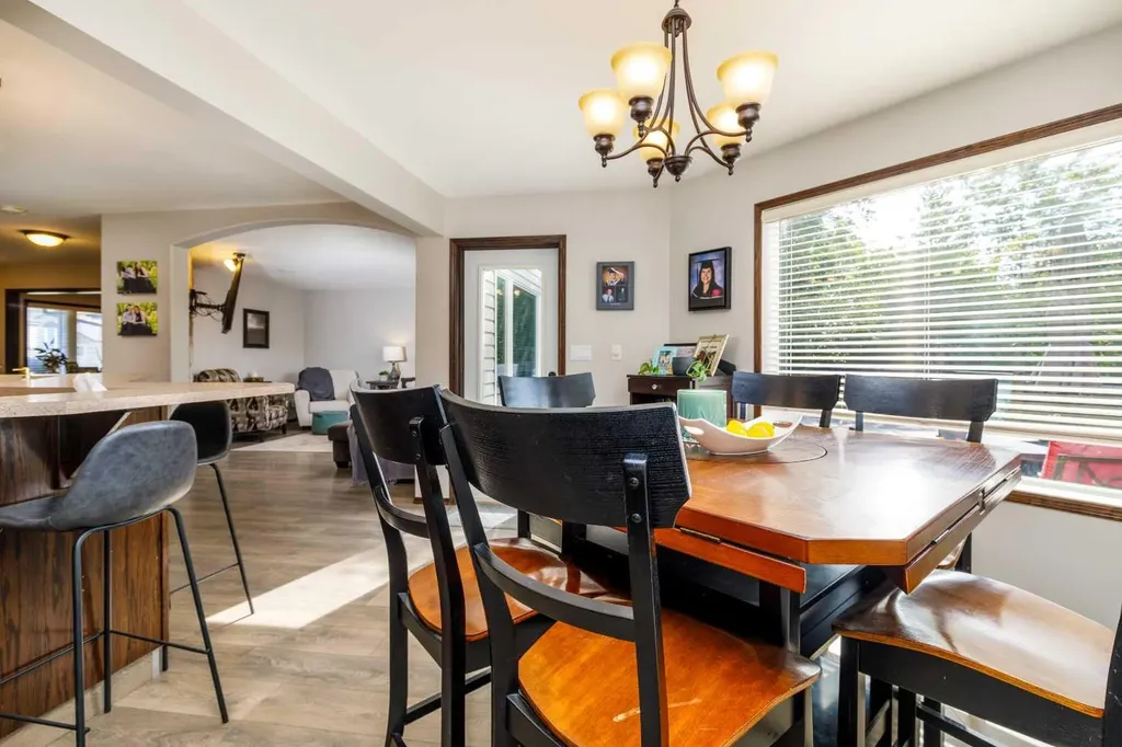 73 Lanterman Close Red Deer AB T4R 3N3