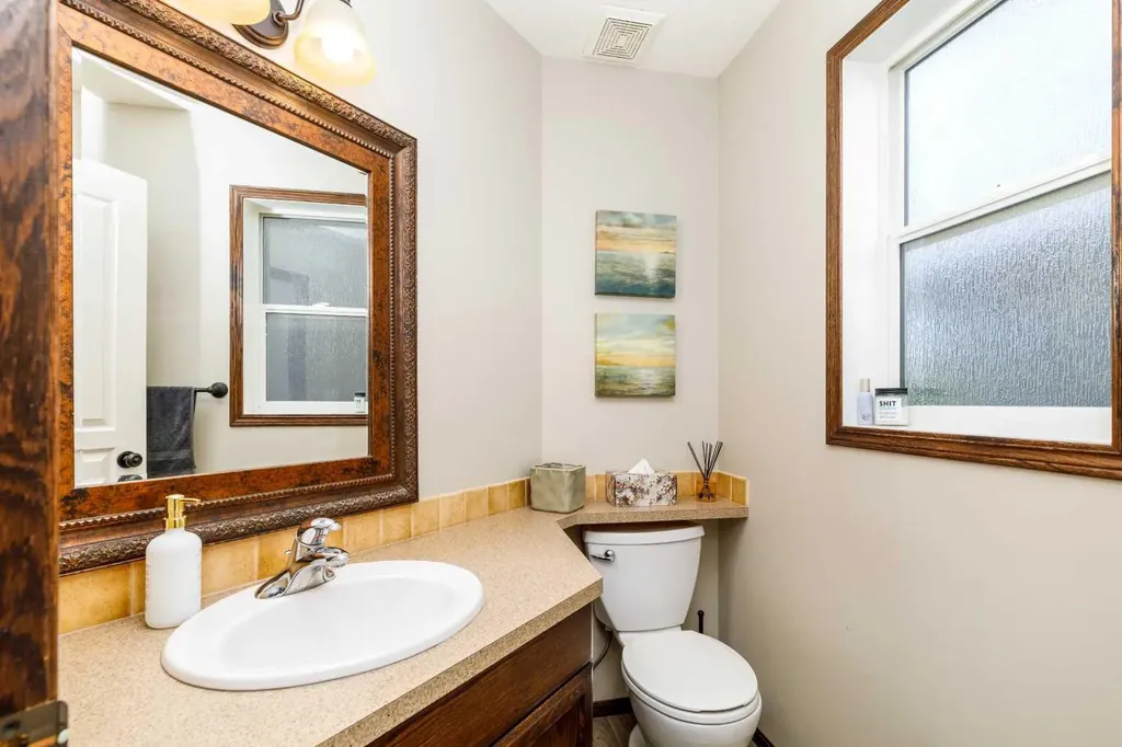 73 Lanterman Close Red Deer AB T4R 3N3