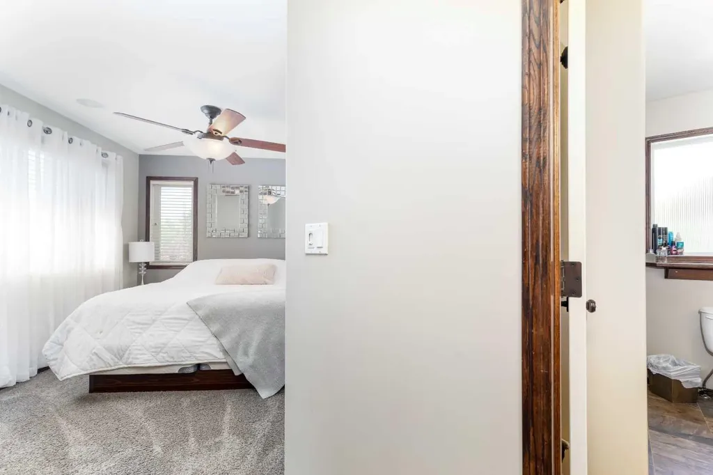 73 Lanterman Close Red Deer AB T4R 3N3