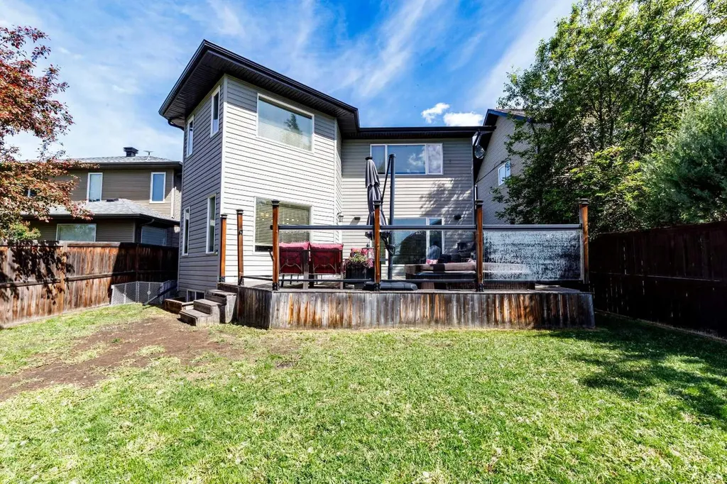 73 Lanterman Close Red Deer AB T4R 3N3