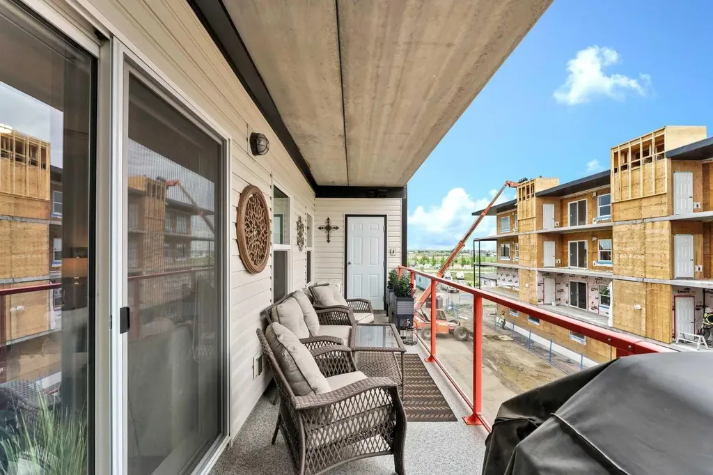 499 Meadow Lake Court Brooks AB T1R 0Y7