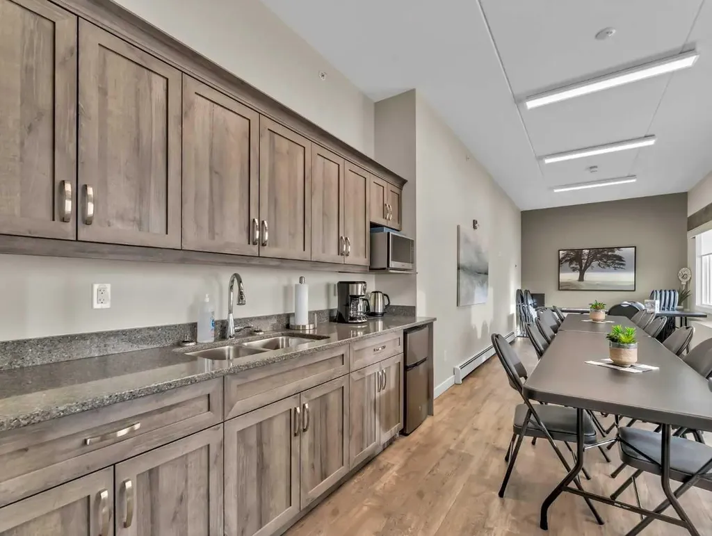 499 Meadow Lake Court Brooks AB T1R 0Y7