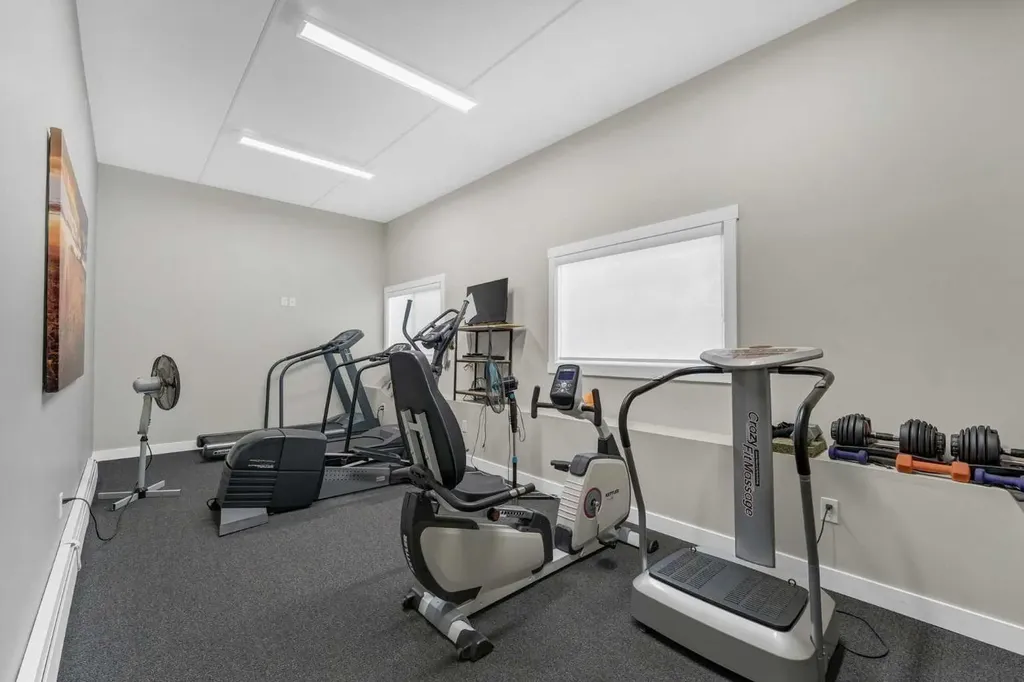 499 Meadow Lake Court Brooks AB T1R 0Y7