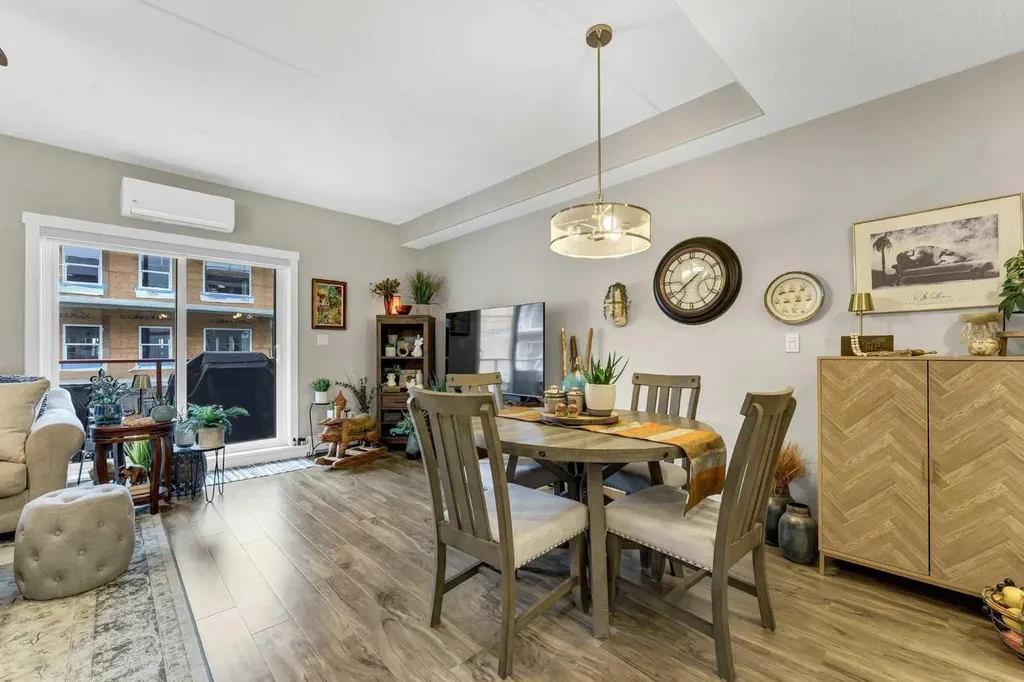 499 Meadow Lake Court Brooks AB T1R 0Y7