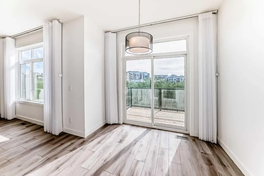 53 Spring Creek Common SW Calgary AB T3H 6E2