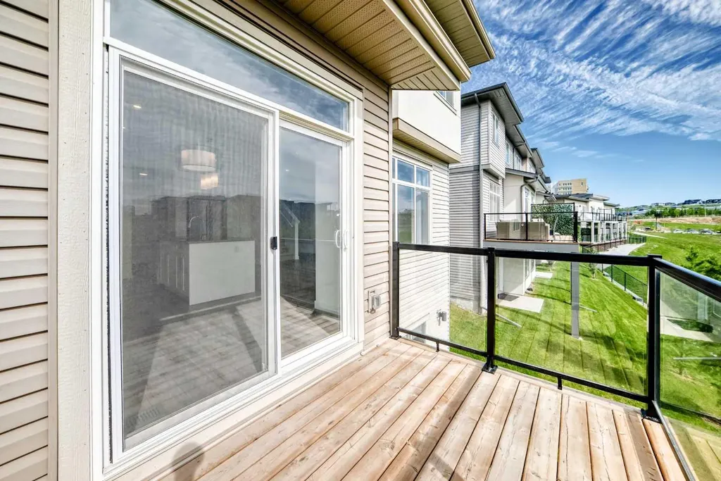 53 Spring Creek Common SW Calgary AB T3H 6E2