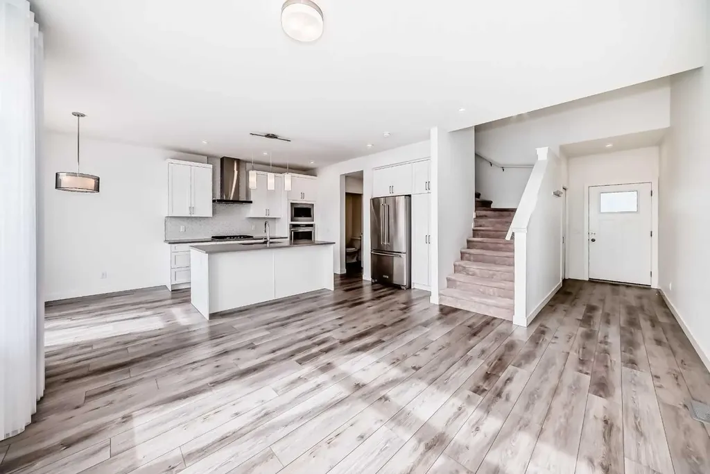 53 Spring Creek Common SW Calgary AB T3H 6E2