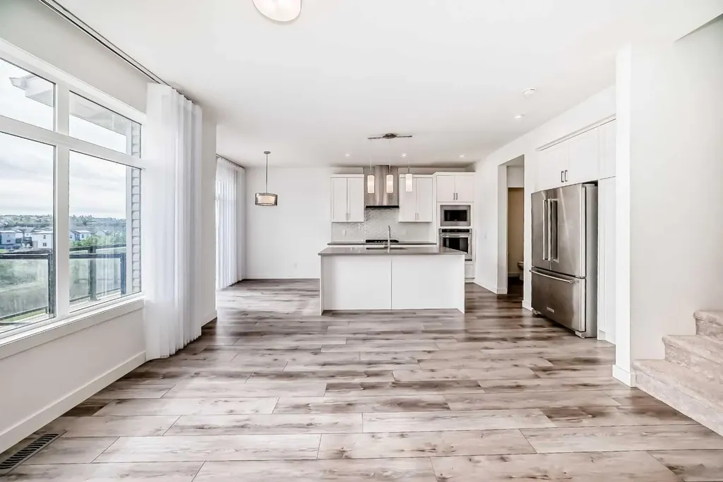 53 Spring Creek Common SW Calgary AB T3H 6E2