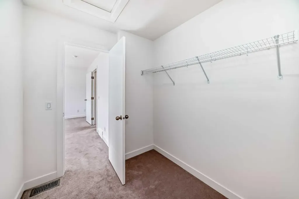 53 Spring Creek Common SW Calgary AB T3H 6E2