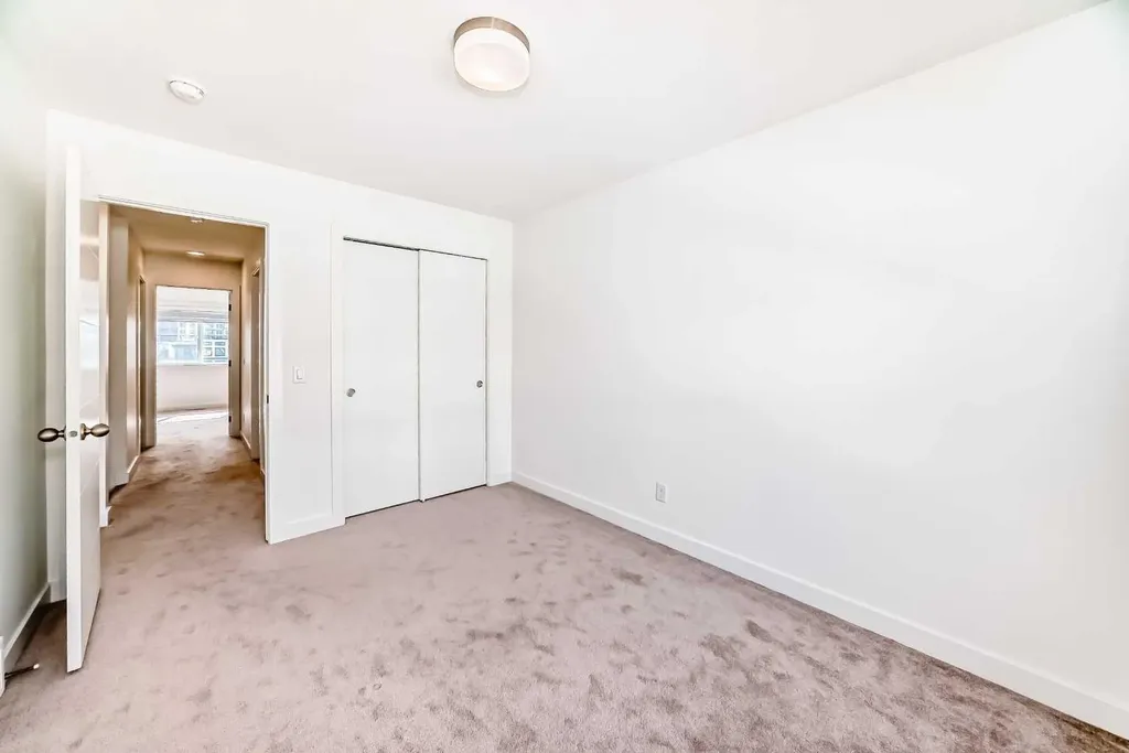 53 Spring Creek Common SW Calgary AB T3H 6E2