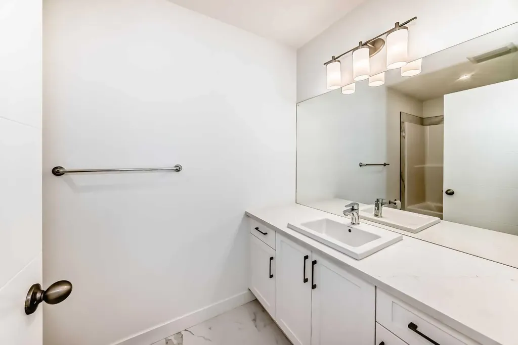 53 Spring Creek Common SW Calgary AB T3H 6E2