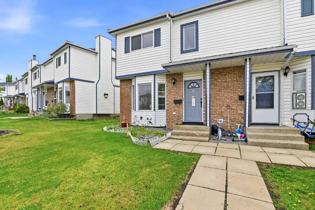 17 Elwell Close Red Deer AB T4R 2E2