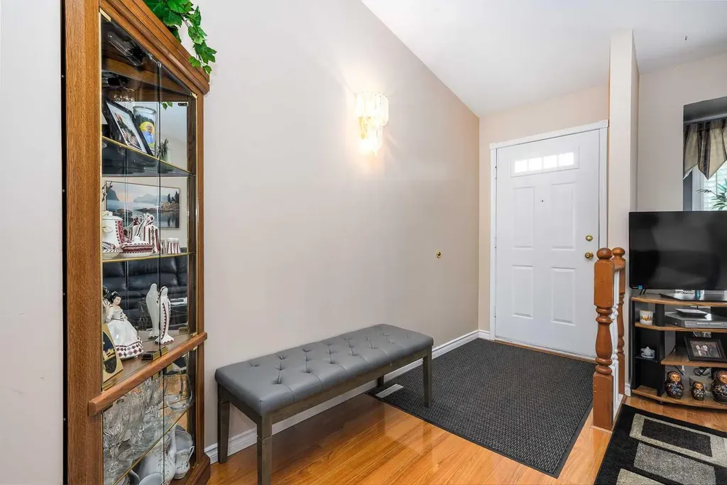 20 Cosgrove Close Red Deer AB T4P 3N5