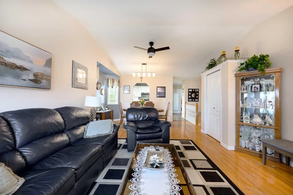 20 Cosgrove Close Red Deer AB T4P 3N5