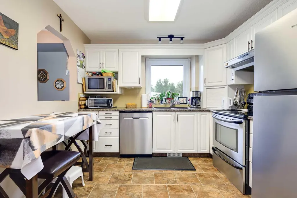 20 Cosgrove Close Red Deer AB T4P 3N5