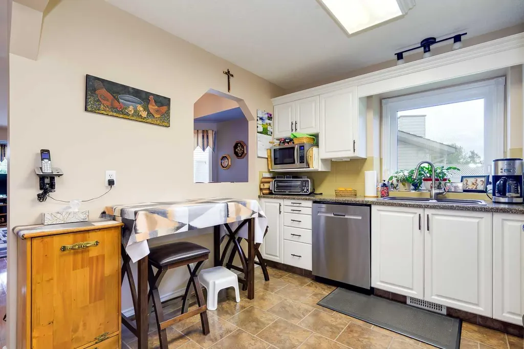 20 Cosgrove Close Red Deer AB T4P 3N5