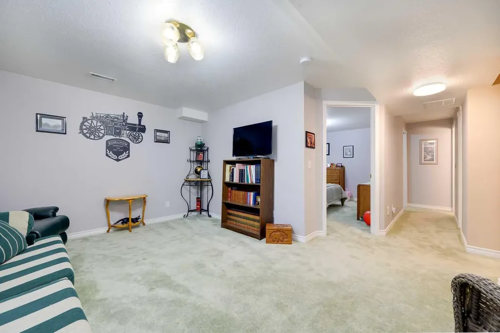 20 Cosgrove Close Red Deer AB T4P 3N5