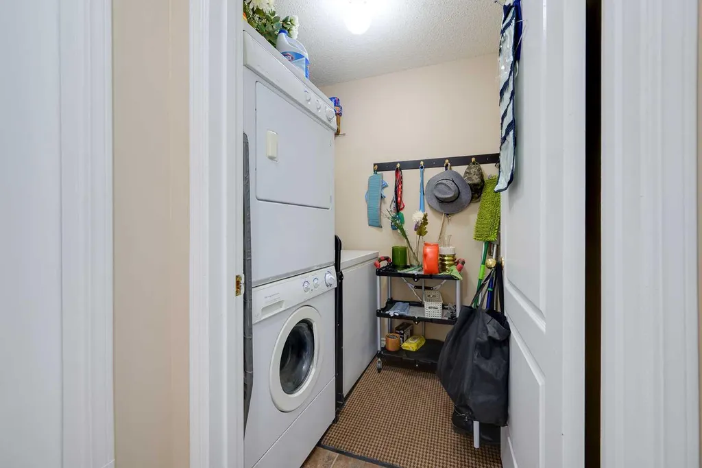20 Cosgrove Close Red Deer AB T4P 3N5