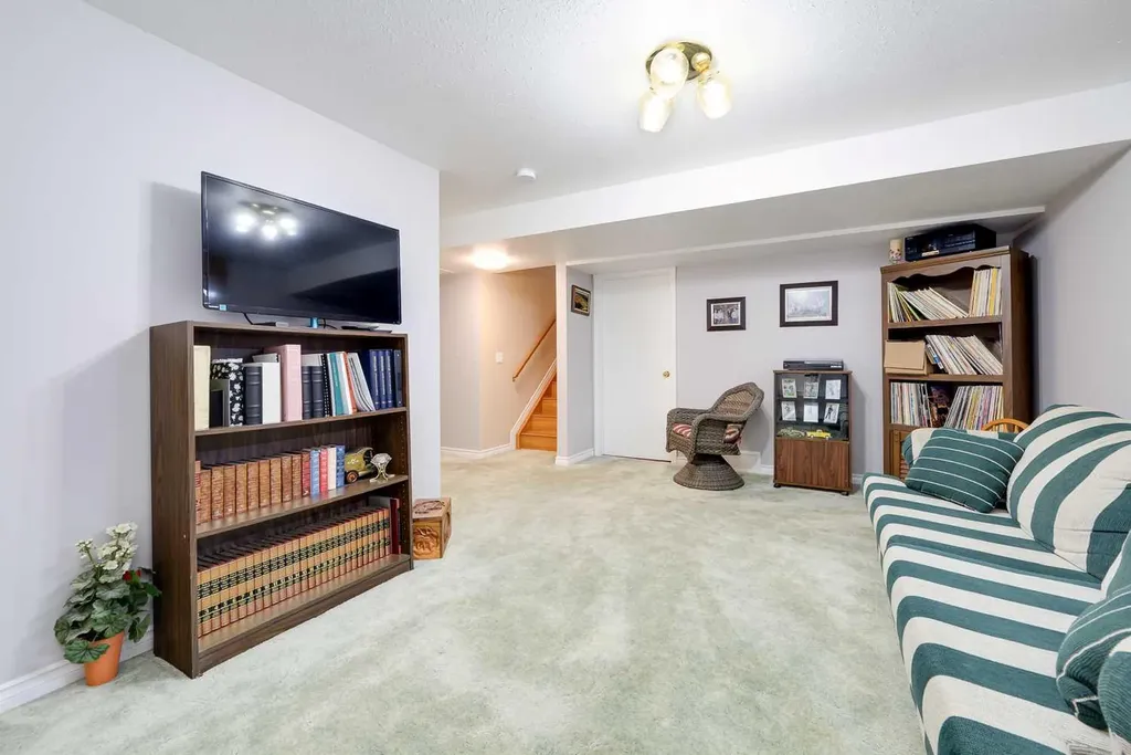 20 Cosgrove Close Red Deer AB T4P 3N5