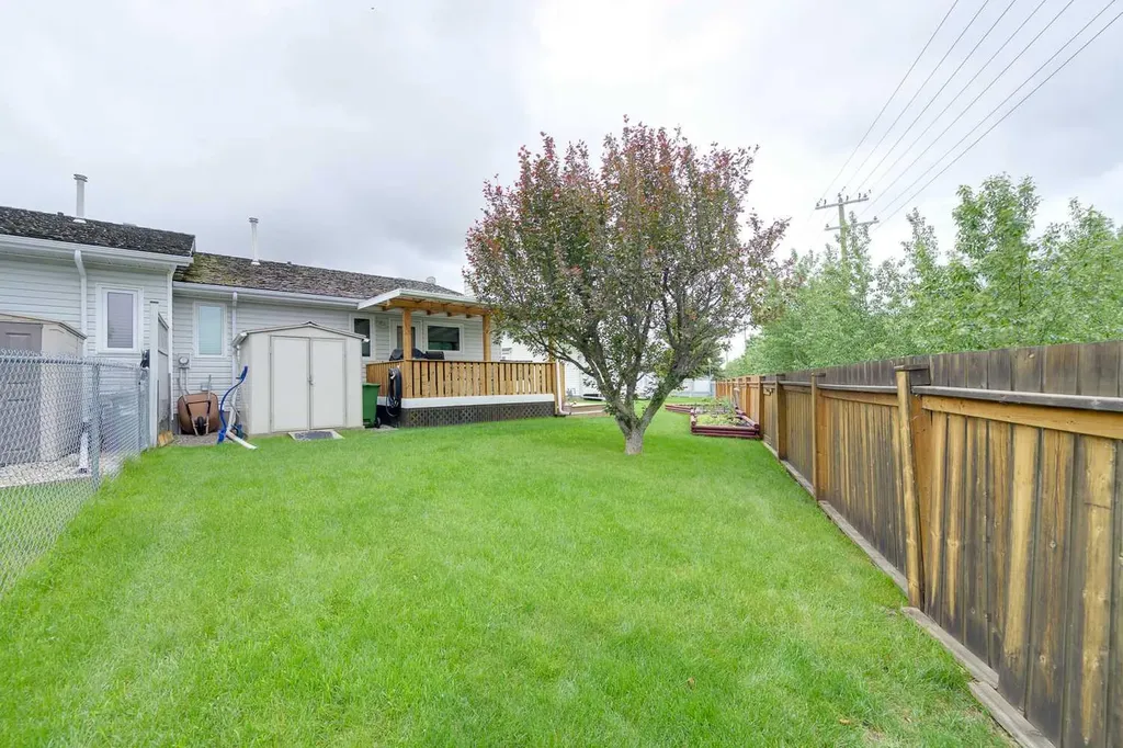 20 Cosgrove Close Red Deer AB T4P 3N5