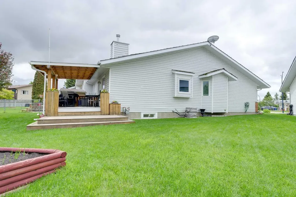 20 Cosgrove Close Red Deer AB T4P 3N5