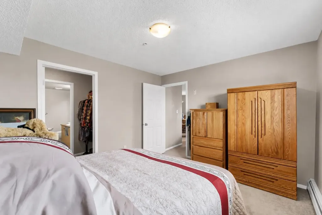 204 17 Street E Brooks AB T1R 1R1