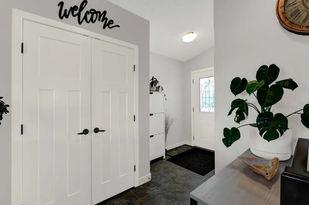 9427 Willow Drive Grande Prairie AB T8X 0G9