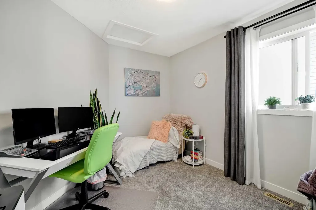 9427 Willow Drive Grande Prairie AB T8X 0G9