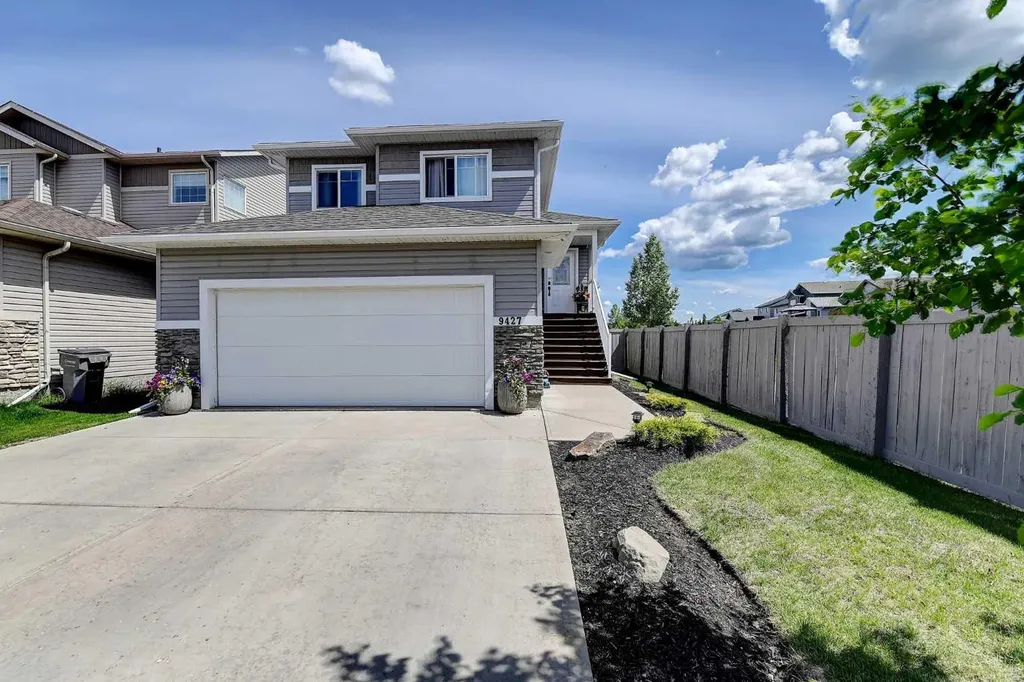 9427 Willow Drive Grande Prairie AB T8X 0G9