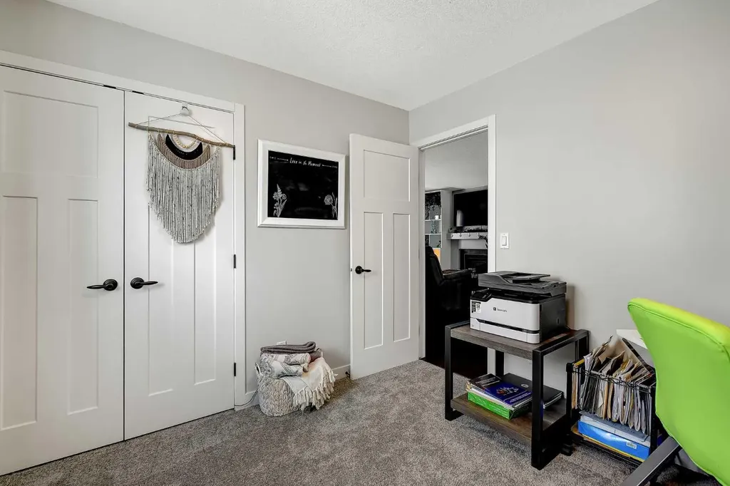 9427 Willow Drive Grande Prairie AB T8X 0G9