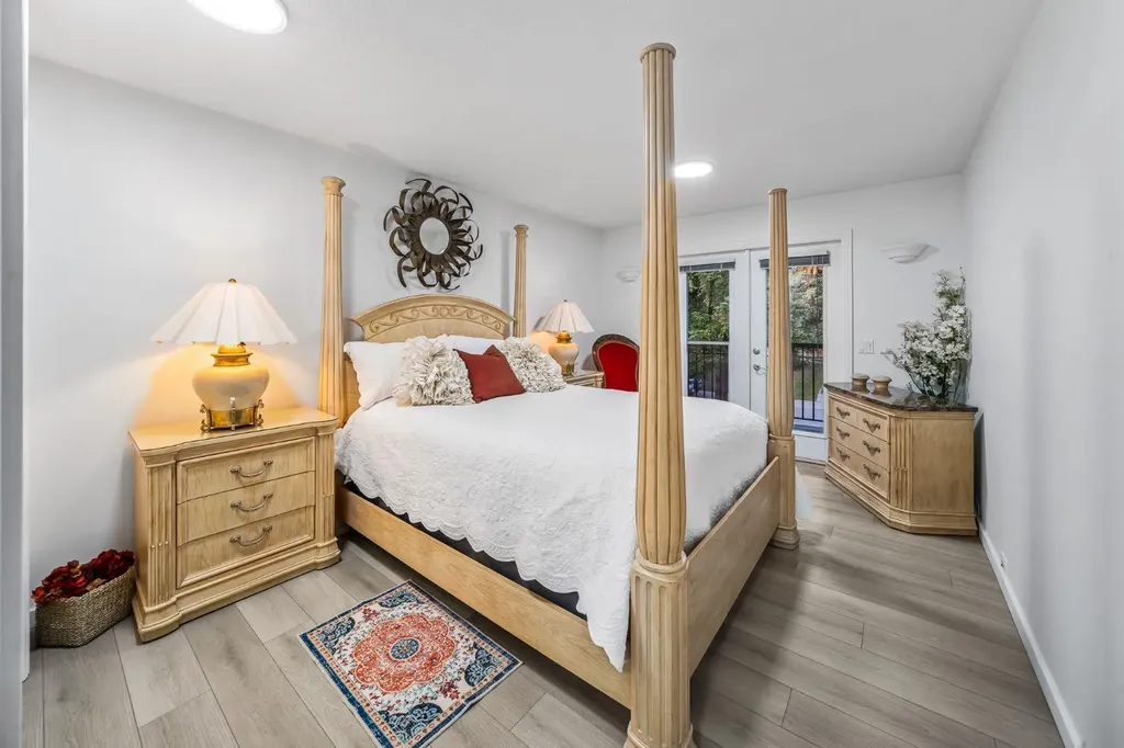 5011 Viceroy Drive NW Calgary AB T3A 0V2