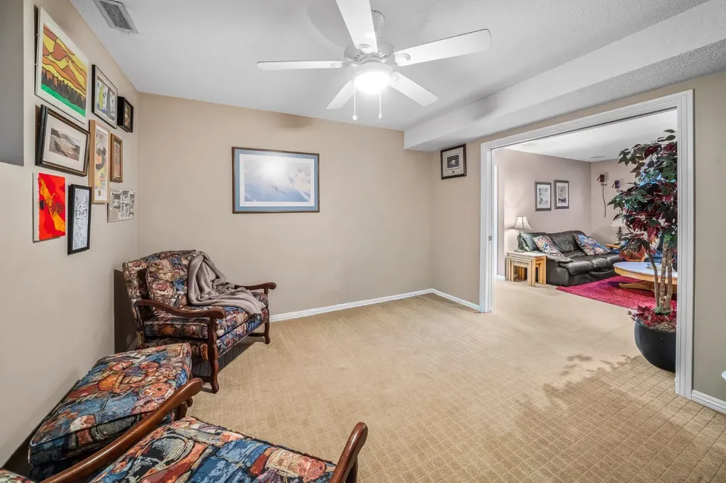 5011 Viceroy Drive NW Calgary AB T3A 0V2