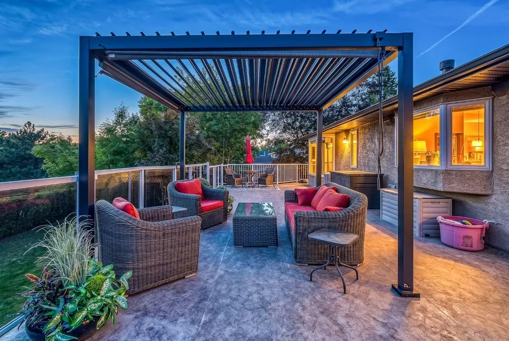 5011 Viceroy Drive NW Calgary AB T3A 0V2