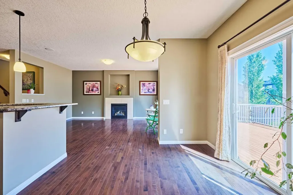 15 Silverado Saddle Court SW Calgary AB T2X 0H9