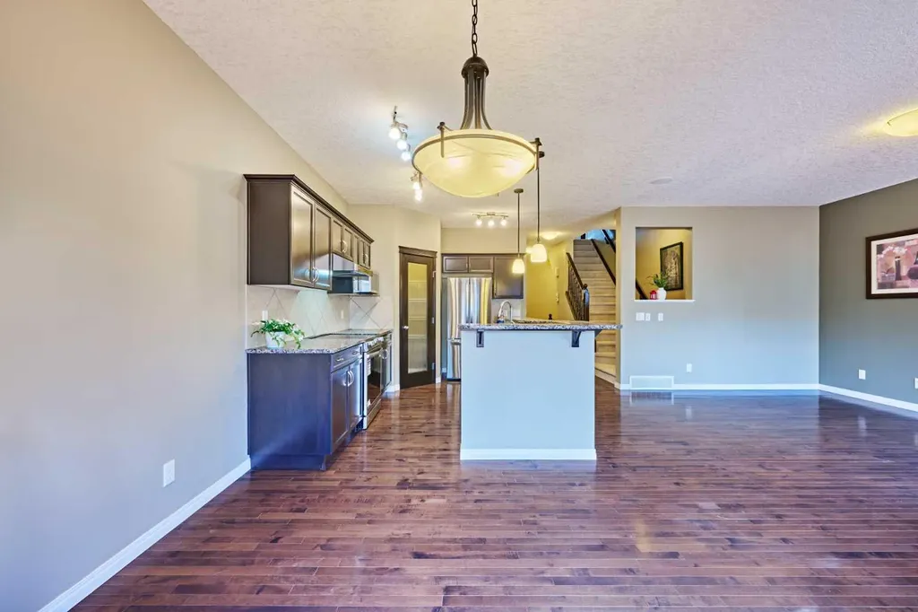 15 Silverado Saddle Court SW Calgary AB T2X 0H9